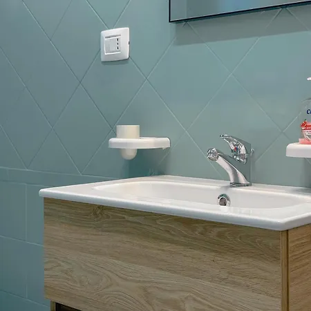 Apartamento Monolocale Moderno E Funzionale By Host Hero *