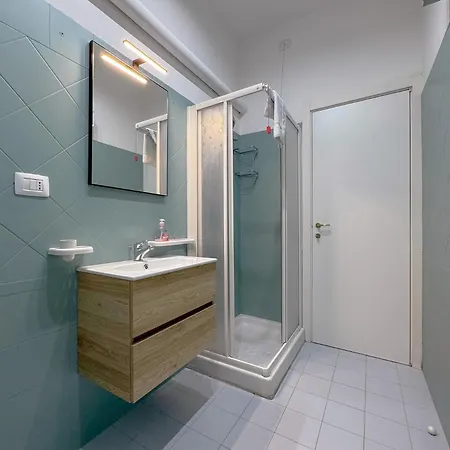 Monolocale Moderno E Funzionale By Host Hero * San Benedetto del Tronto