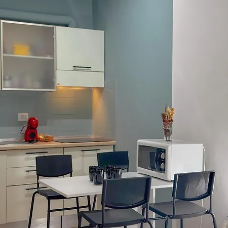 Appartement Monolocale Moderno E Funzionale By Host Hero *